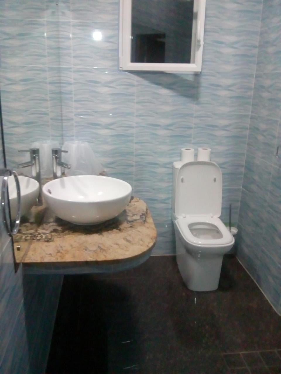 Corner Bay Apartments Beau Vallon,Mahe Victoria Kültér fotó
